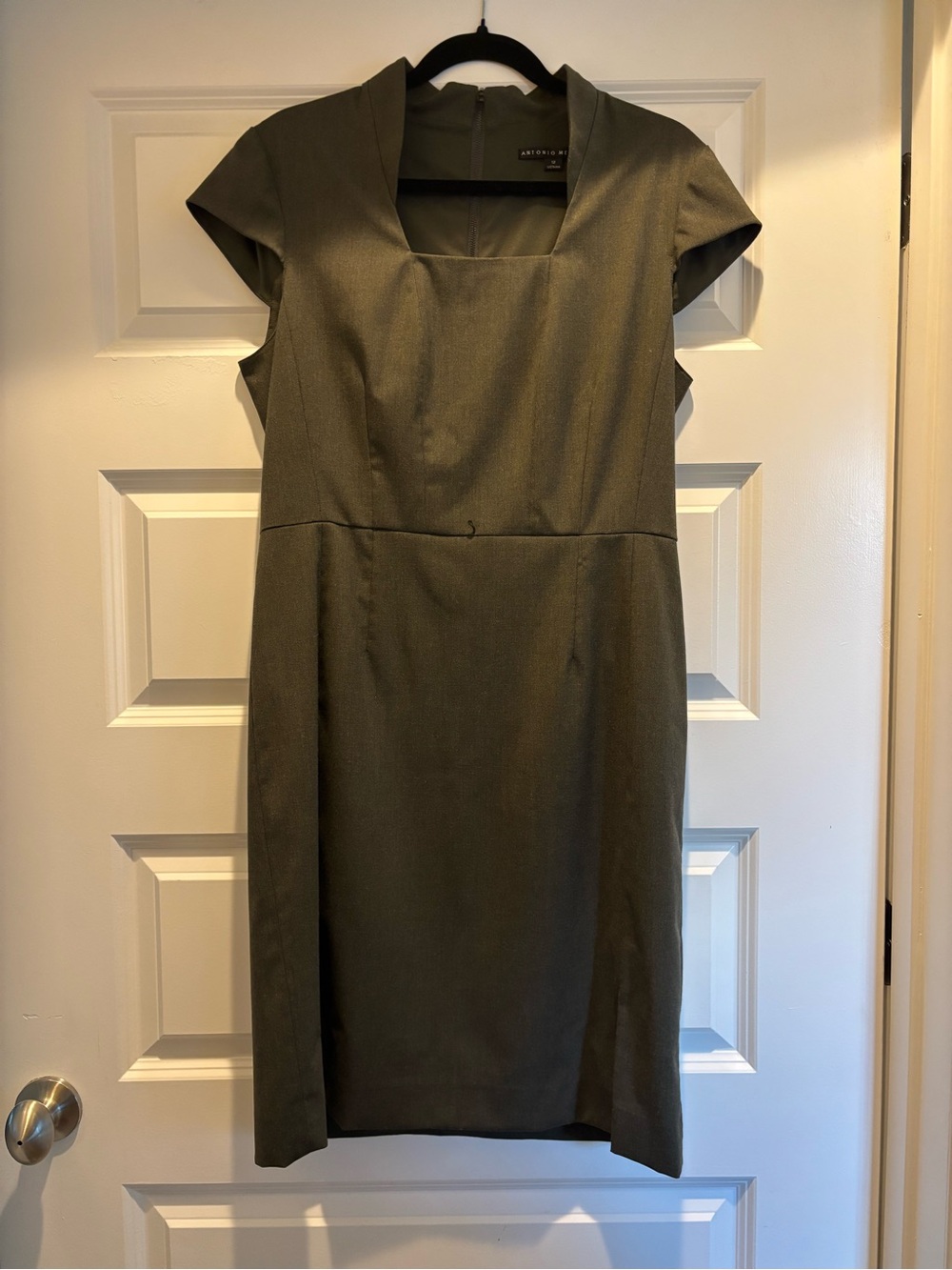 ANTONIO MELANI Olive Short-Sleeve Midi Sheath Dress